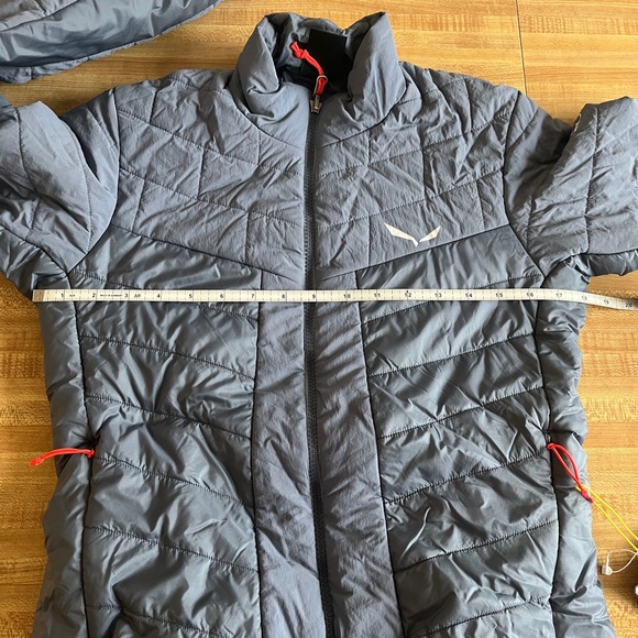 Women's Salewa Tirolwool insulated jacket - Picture 10 of 11